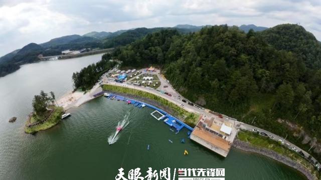 【不一样的生态游】“漂”出新花样：享受“矿泉水”里的“清凉经济”