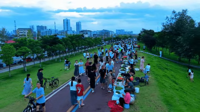 在松滋，谁说夏天不能赶“海”