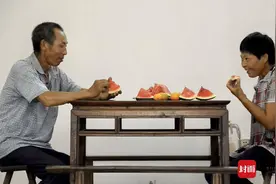 三峡库区后靠移民的“进退”：30年变迁历史 见证从无到有｜川流中国·上游行图片