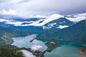 探秘天龙湖，雅江这条穿越路线邀您来自驾图片