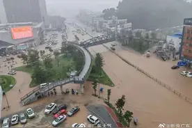 真“倒水”！广州不少地方“水浸街”，至于何时出太阳……图片