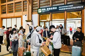 三亚再迎千人级国际旅游团图片