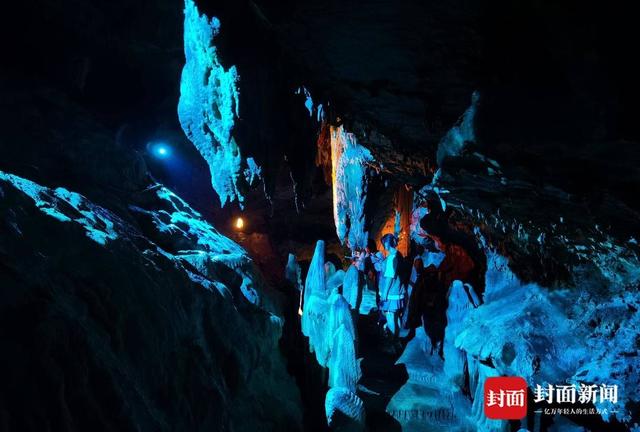 诚邀游客共赏秋日盛景 四川达州巴山大峡谷推出金秋钜惠｜创5A·巴山大峡谷更好玩