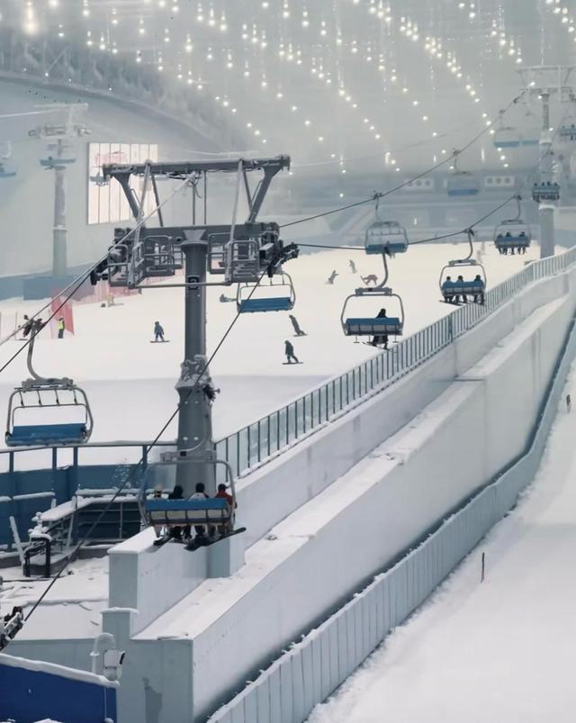 今年冰雪季怎么玩？全国各大雪场提前半个月开板、乌鲁木齐中小学生“喜提”5天雪假