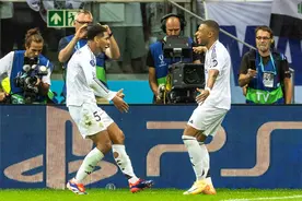 创纪录！皇马六夺欧超杯图片