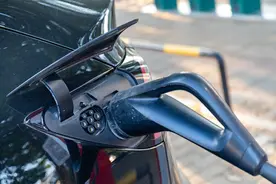 新能源车的续航里程 为什么一直“标不准”图片