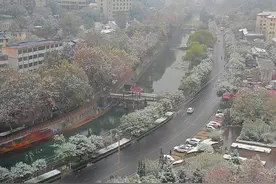 山城的冬雪 安静而美好图片