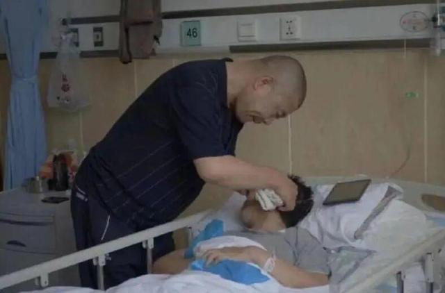 中国首例冷冻人8年后：丈夫交往新女友，叮嘱儿子自己以后也要冷冻保存