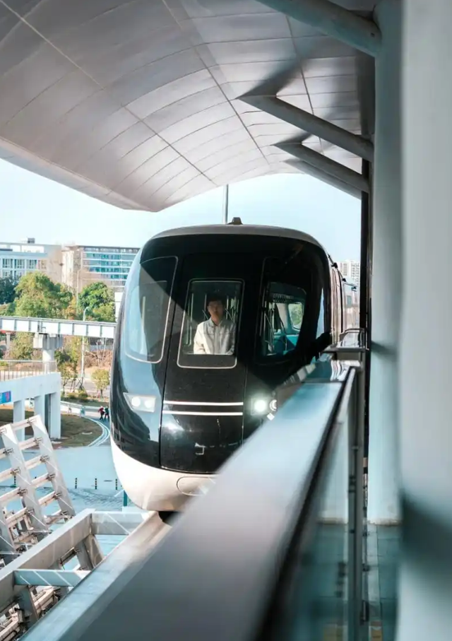 5A景区观光火车，为何三年就熄火？