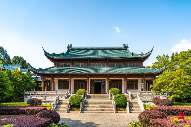 红安：红是底色，趣是新篇