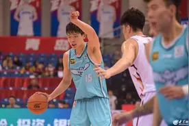 缺兵少将难擒“金牛”！青岛国信制药男篮主场86-98憾负浙江稠州图片