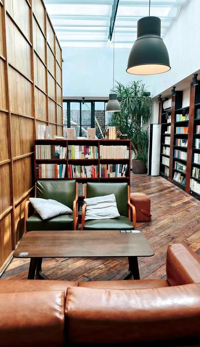 重庆“书店地图”更新了，初冬雨天就适合泡在书香里