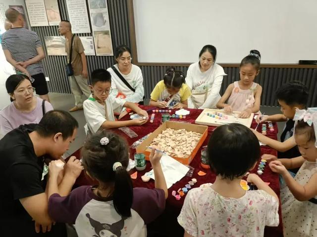 吉安县国庆首日人气拉满！全域文旅盛宴火热启幕，非遗、亲子、萌宠嗨不停