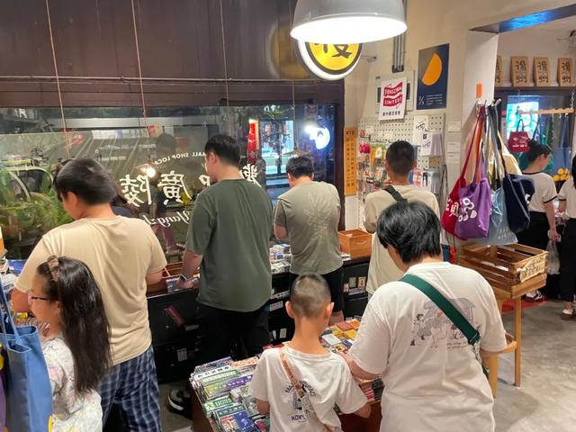 来到这里，才突然理解了李白......