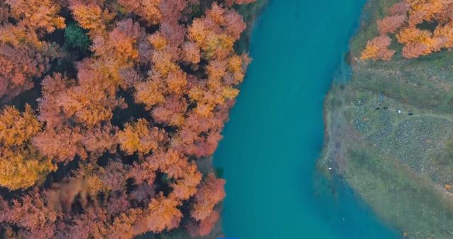 陇南光影三部曲：地下幻境、湖畔流霞与林间诗行