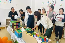 日照经开区向阳路幼儿园开展自制教玩具观摩评比活动图片