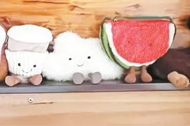 太“上头”！5万人加入玩具戒断小组图片