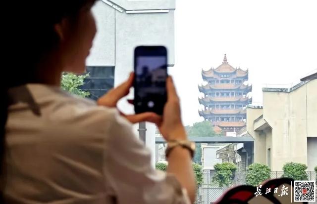 泼天的流量来了，武汉出手！网友：建议全国来学