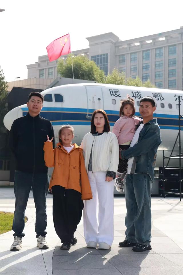 免费！康巴什绝美旅拍照片 你拿到了吗？