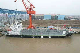 全球首艘压缩天然气（CNG）运输船在江苏启东交付开航图片