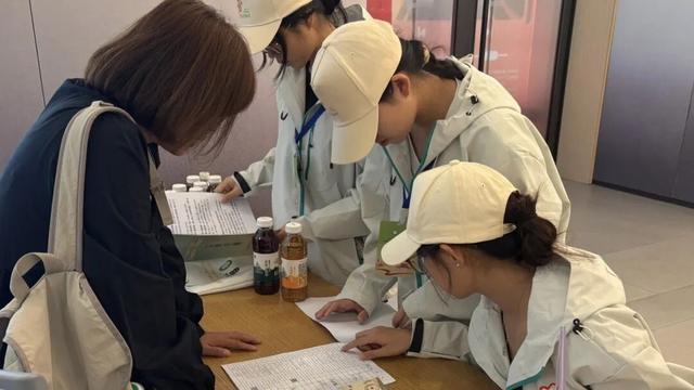 “小青狮” 青春力量闪耀茶文化盛宴