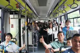 一辆“巴士”，纵览江川时代变迁！图片
