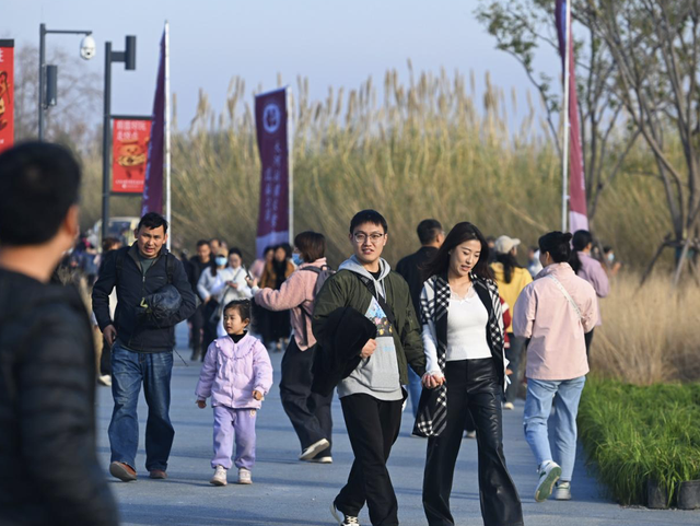 到七千年大河村“串个门 郑州新晋“顶流”来了