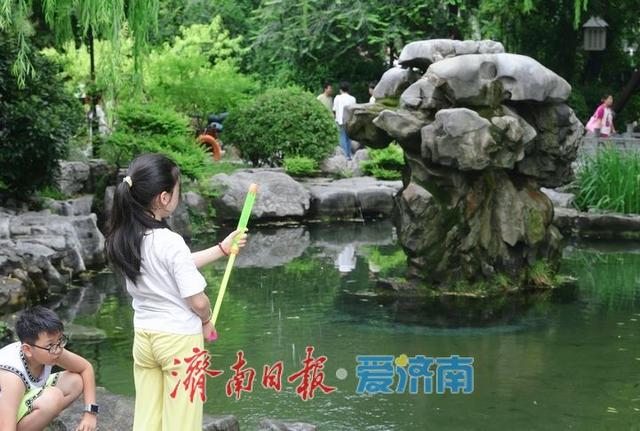 一年四季 泉在济南丨趵突泉水位逼近29米线，济南月牙泉“滴水欲涌”引期待