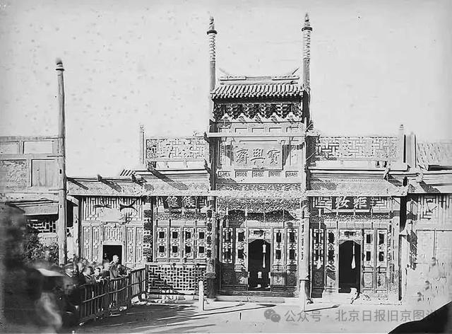护国寺不仅有小吃，曾经也有寺