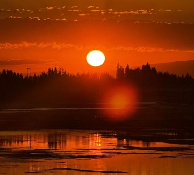疆山如画丨额敏朝晖夕霞的极致盛景