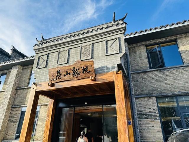 采风问俗探崇仁：千年古镇绘就非遗文化与青年活力新画卷