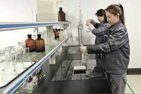 中天氟硅串起一条产业链图片