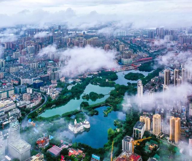 在六榕街，“慢”寻千年海丝的生活印记
