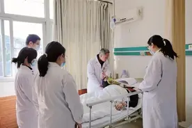 杏林春秋，三十余载中医魂！访三明市首届名中医毛祖冠图片