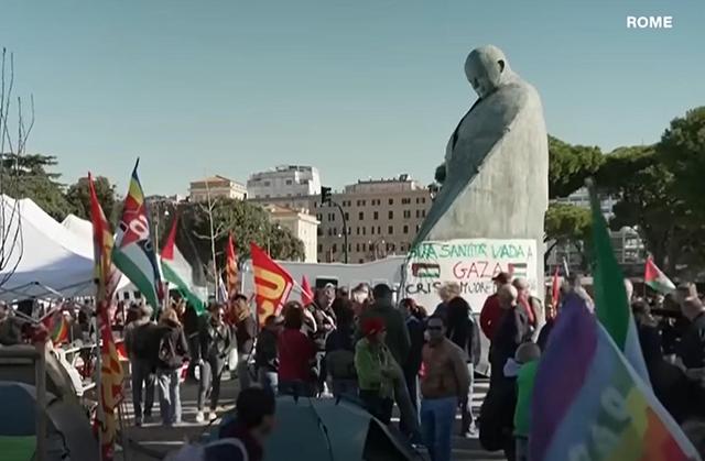 通贝里被曝遭以军虐待：她遭殴打、拽头发、被迫爬行并亲吻以色列国旗…