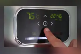今日科普｜电热水器一直开？还是用时再开？图片