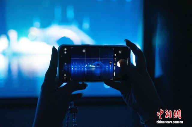（活力中国调研行）浙江绍兴：吴越文化水上剧场激发夏日夜经济活力