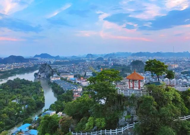 国庆必看！跟着诗词游桂林叠彩山，登高全攻略