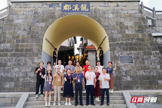 千年驿道“开口”讲故事 百城万车自驾游新晃站活动举办