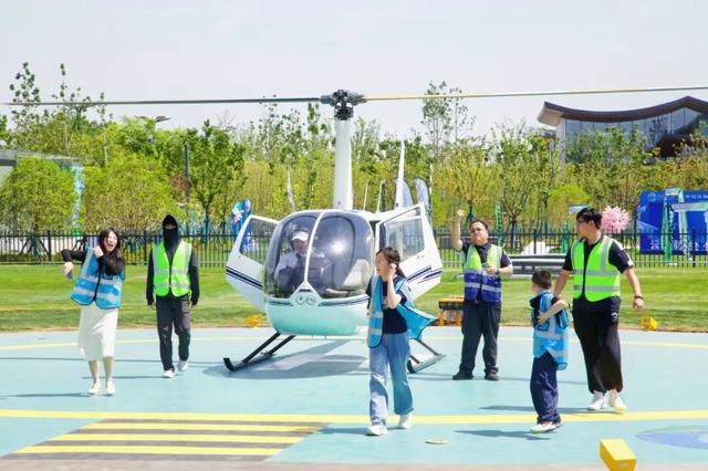 换个角度看荆楚——武汉光谷云端双体验！