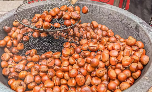 青睐绵阳 ‖ 冬韵古县藏心于烟火，藏韵于文脉，碗里盛着暖冬味​，眼里山河秋已冬