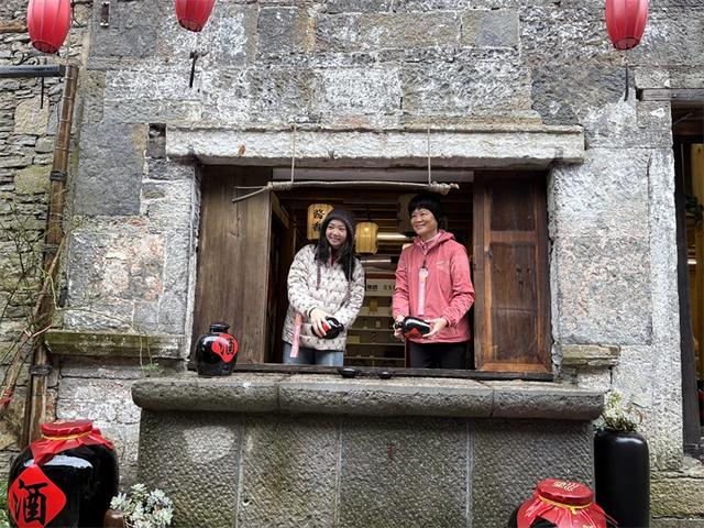 霞客之路·贵州首届山地徒步大会在云峰屯堡举行