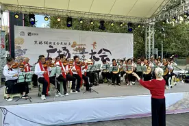 五华区黑林铺街道举办广场舞大会 共绘和谐健康新篇章图片