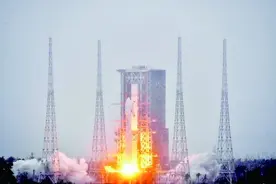 长征八号改运载火箭首飞成功 将卫星互联网低轨02组卫星送入预定轨道图片