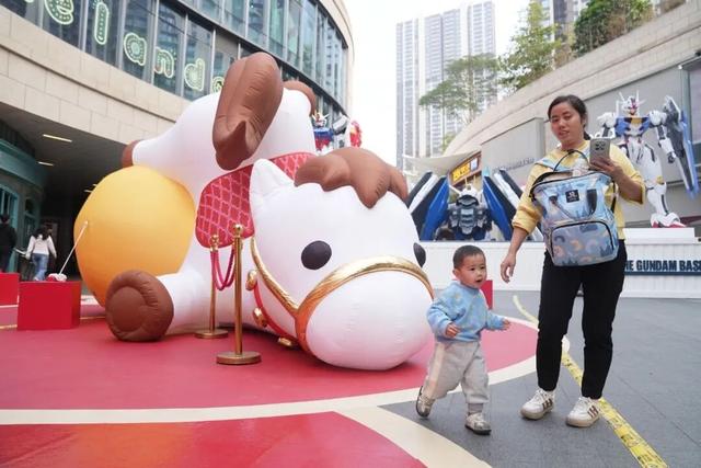 提前过年了？宝安多地“马出没”！踪影就在......