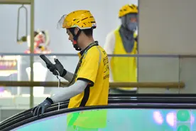 从“拆盲盒”到“云监工”，经得起围观的外卖才是真硬气 |评论图片