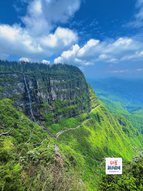 瓦屋山兰溪绝壁栈道7月19日试开放