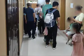 天水一幼儿园违规使用添加剂致幼儿血铅异常，超50人到邻省医院血检，天水派专员到西安协助图片