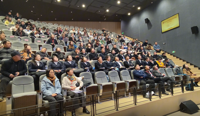 第六届丝绸之路与敦煌历史文化学术研讨会在敦煌召开