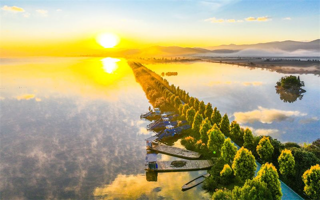 跟着海鸥追鸥气！打卡云南湖光的冬日诗意栖居